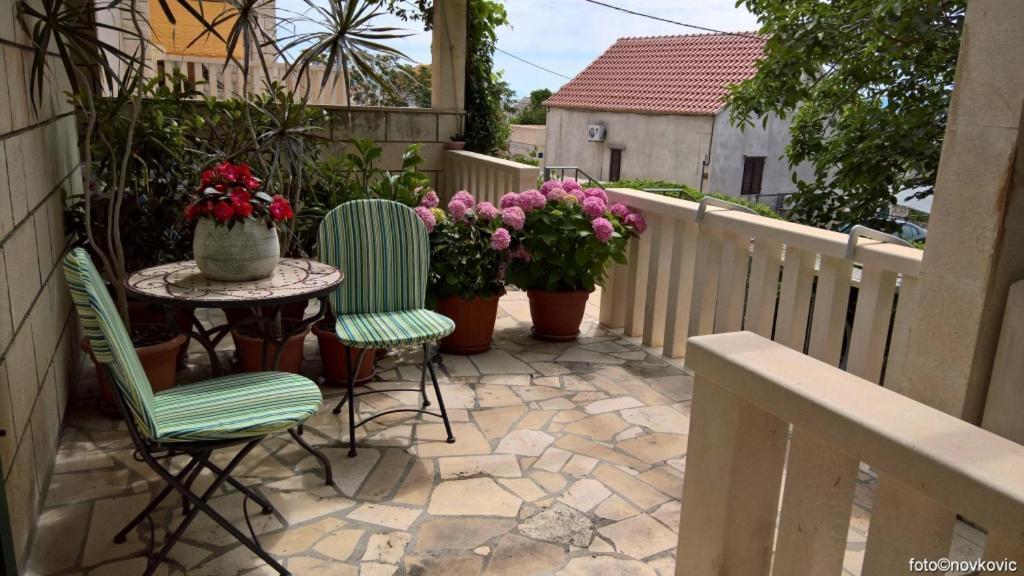 Apartment In Bol With Terrace, Air Conditioning, Wifi, Washing Machine 3634-4 Eksteriør bilde